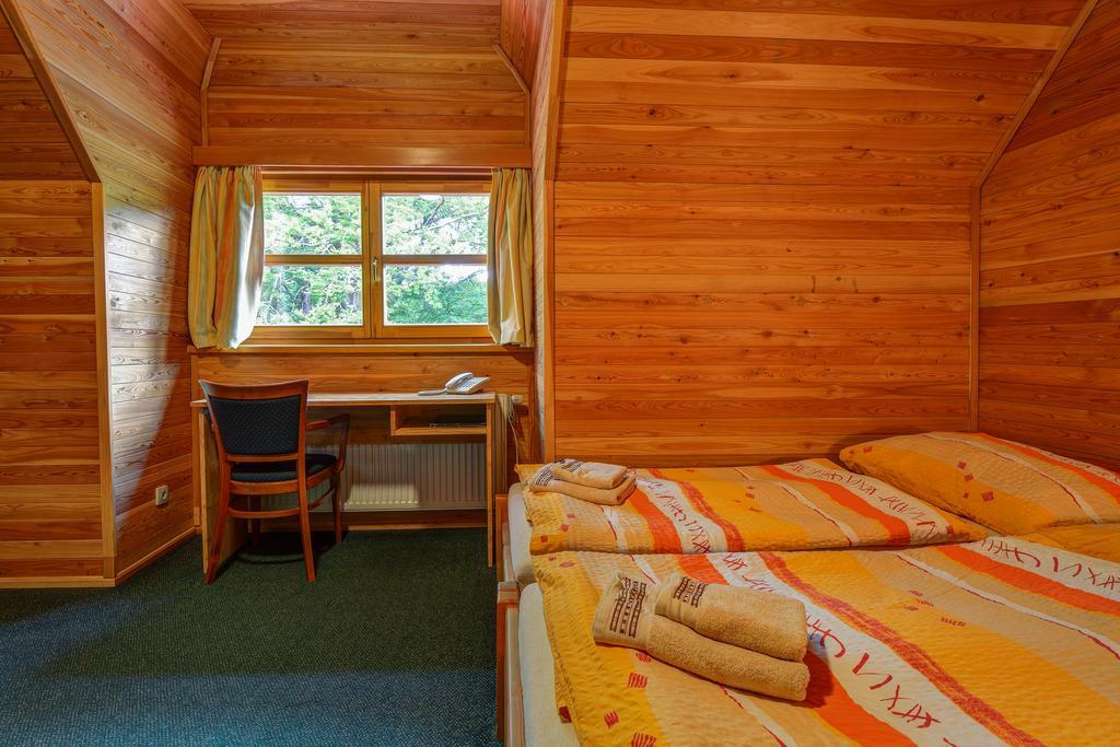 Lesni Penzion Bunc Jankovice Exteriör bild
